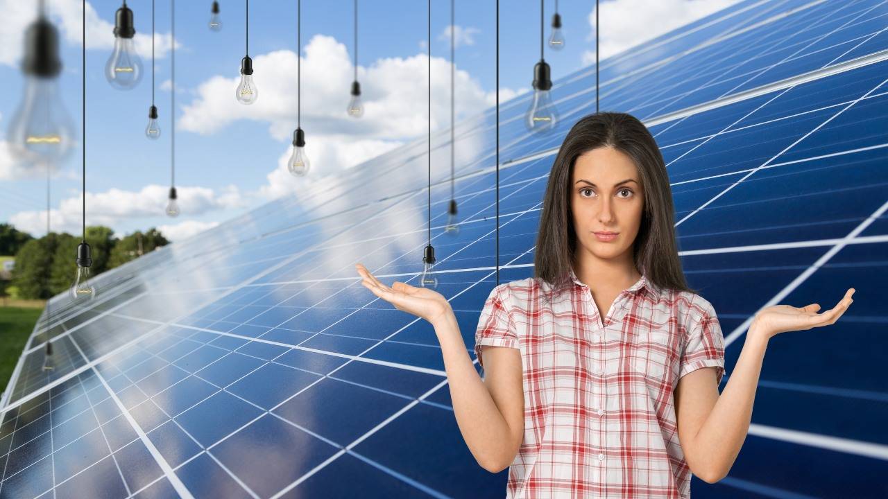 How Much Energy Does A Solar Panel Produce