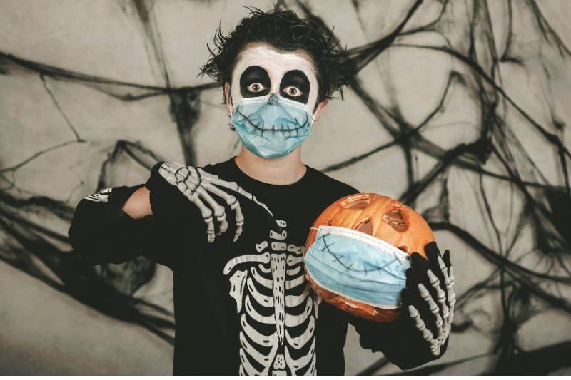 Skeleton Sustainable Halloween Costume