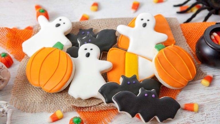 The Ultimate Guide to Vegan Halloween Candy in 2023