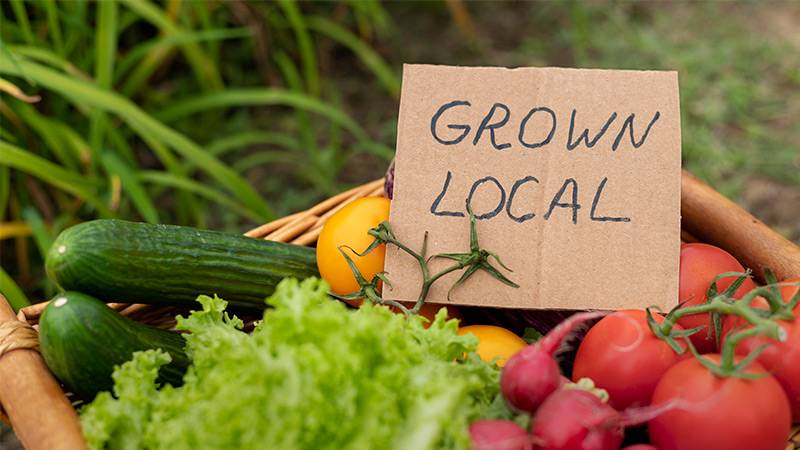 Choose Organic and Local