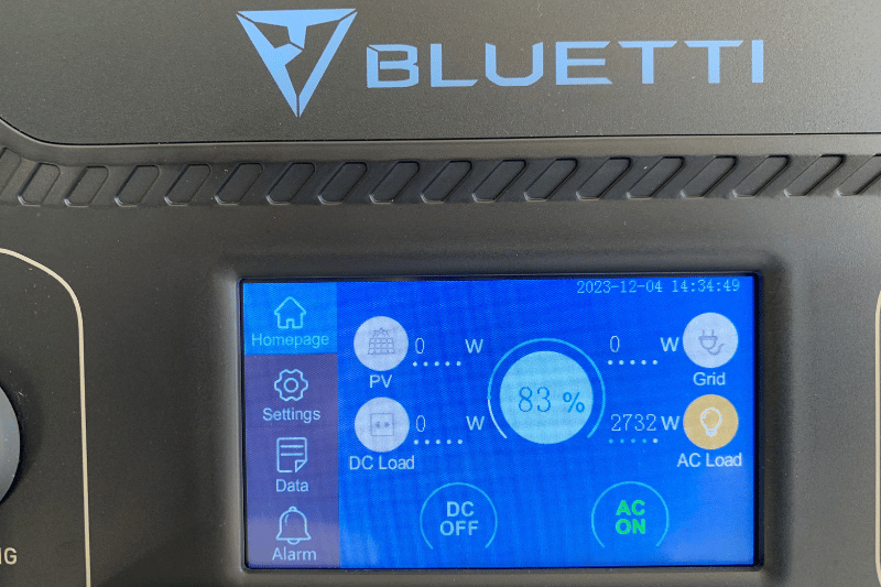 Bluetti AC300 + B300 LCD Touchscreen and App